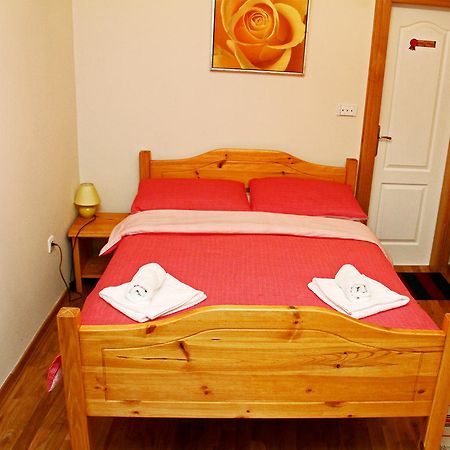 Rooms Su Su Karlovac Δωμάτιο φωτογραφία
